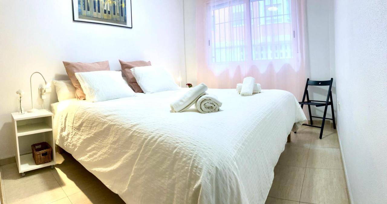 Adelfa - 2 Hab, Aa, Parking Gratis, Junto Hospital *