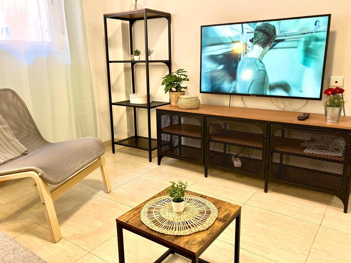Adelfa - 2 Hab, Aa, Parking Gratis, Junto Hospital Apartment *