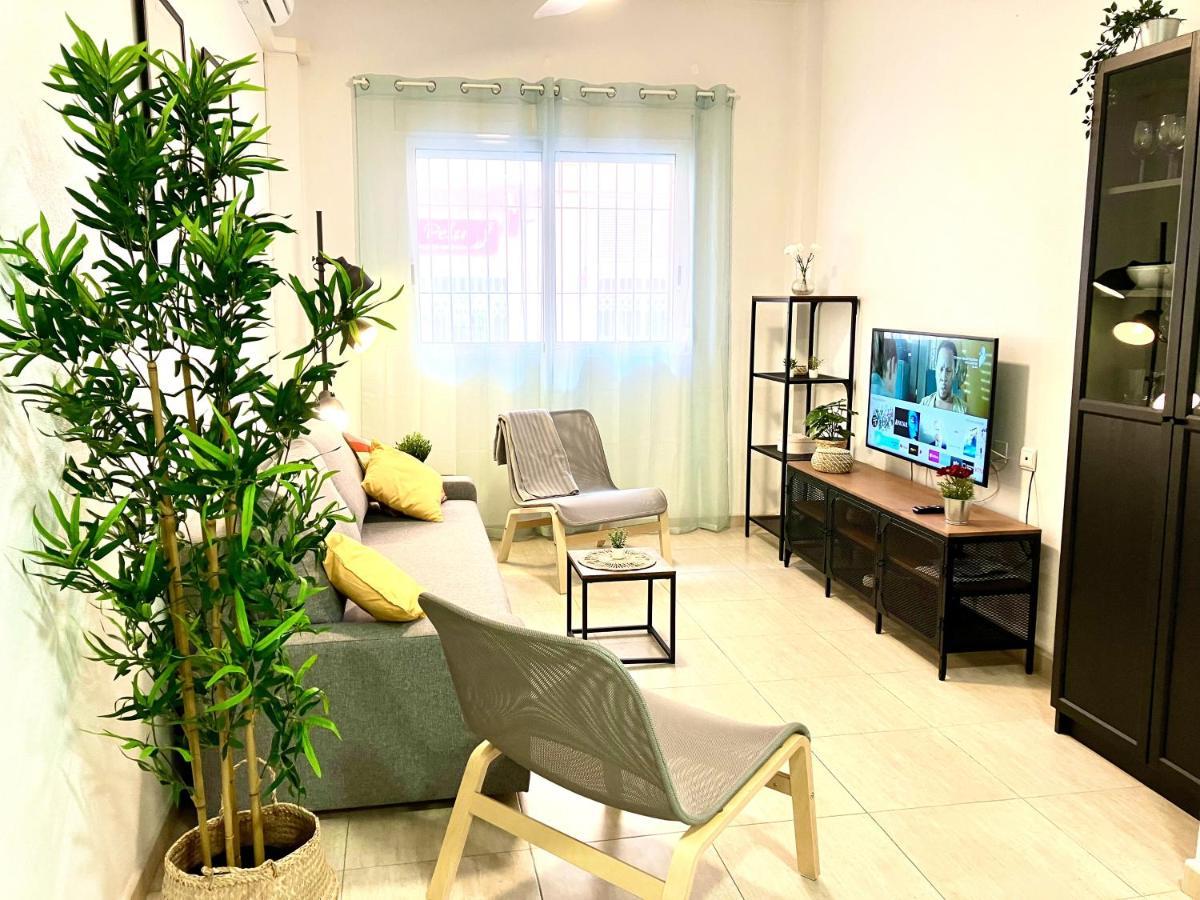 Adelfa - 2 Hab, Aa, Parking Gratis, Junto Hospital Apartment